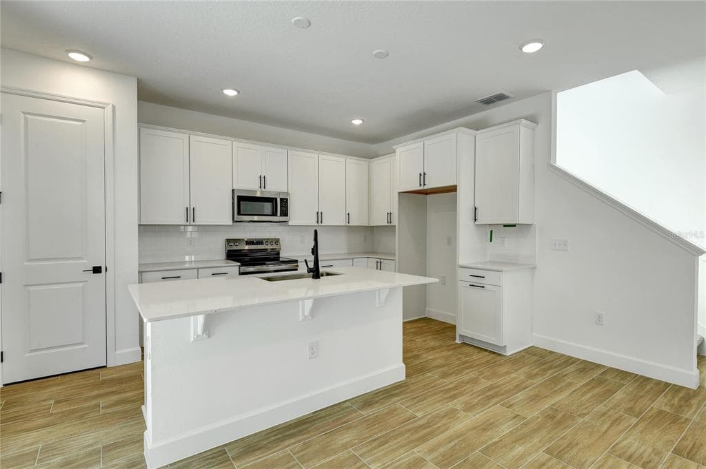 1010 CLOUD RIDGE COURT, MOUNT DORA, FL 32757 — zdjęcie 4