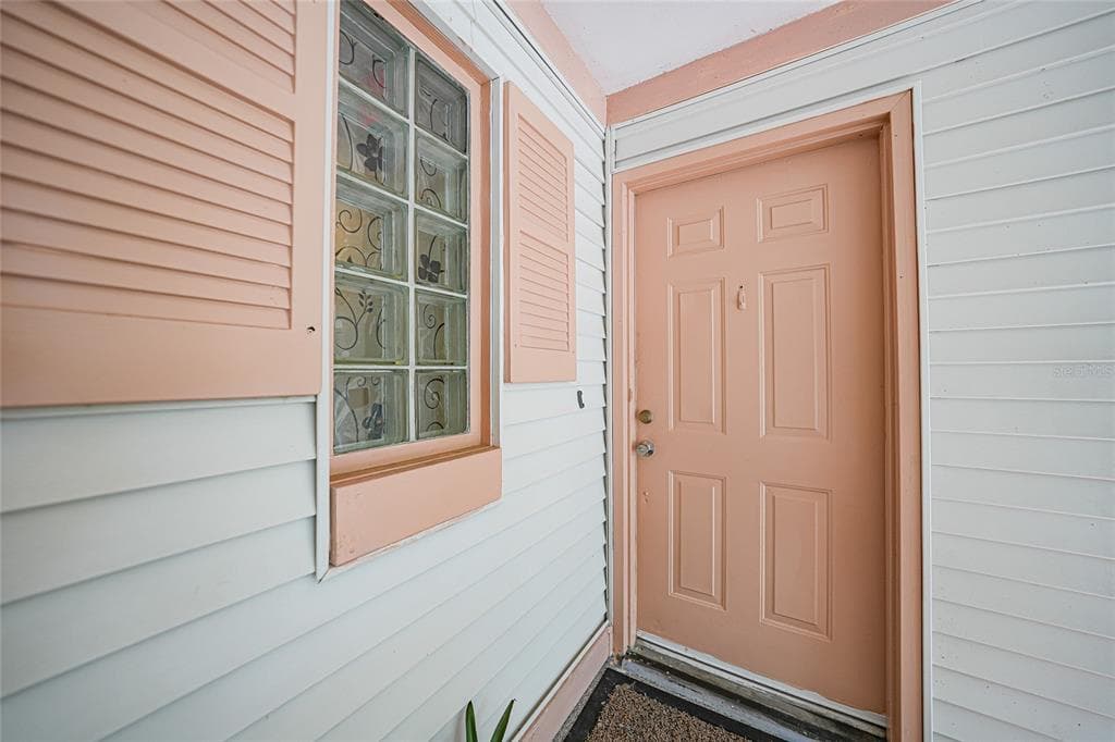 1051 FORREST NELSON BOULEVARD # 201, PORT CHARLOTTE, FL 33952 — zdjęcie 2