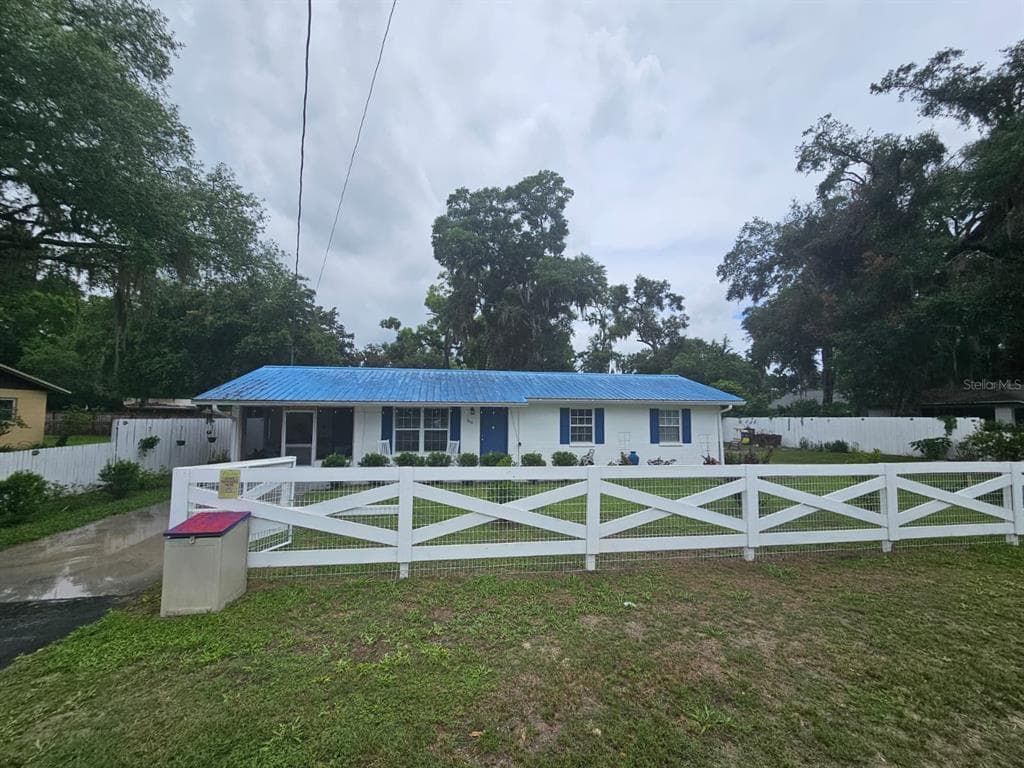 440 SW 264TH STREET, NEWBERRY, FL 32669