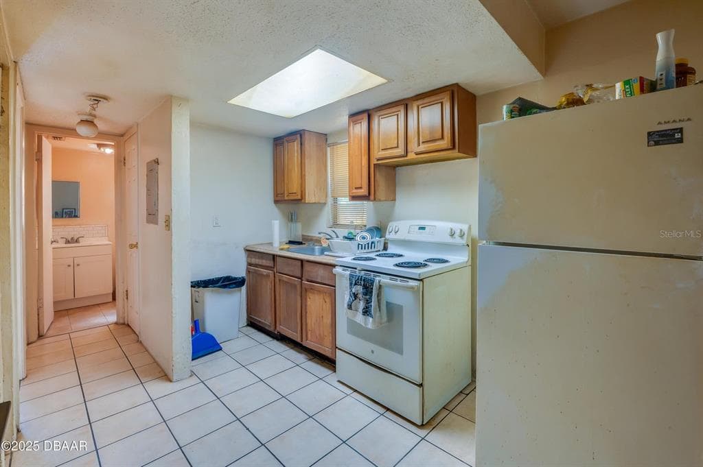 600 S SEGRAVE STREET, DAYTONA BEACH, FL 32114 — zdjęcie 2