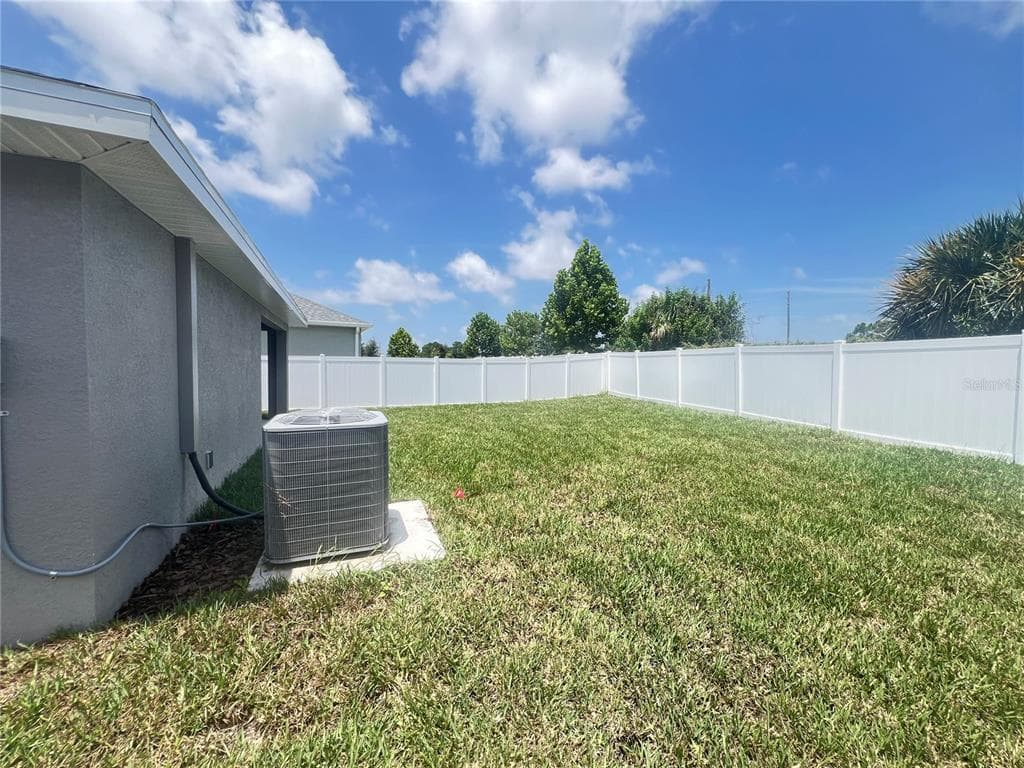 9443 HIGHLAND HILLS DR STREET, HUDSON, FL 34667 — zdjęcie 5