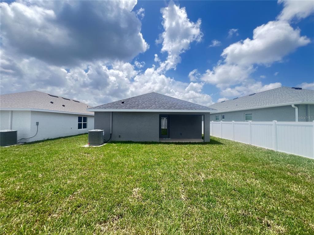 9443 HIGHLAND HILLS DR STREET, HUDSON, FL 34667 — zdjęcie 4