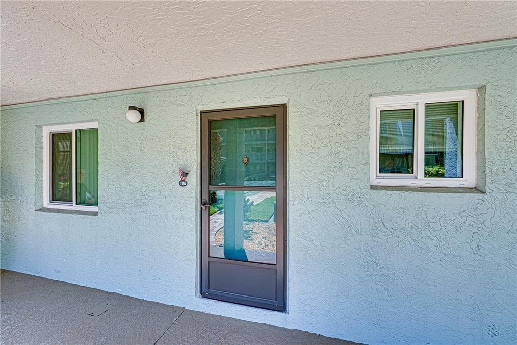 801 83RD AVENUE N # 108, ST PETERSBURG, FL 33702 — zdjęcie 3