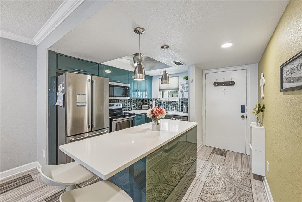 801 83RD AVENUE N # 108, ST PETERSBURG, FL 33702 — zdjęcie 4