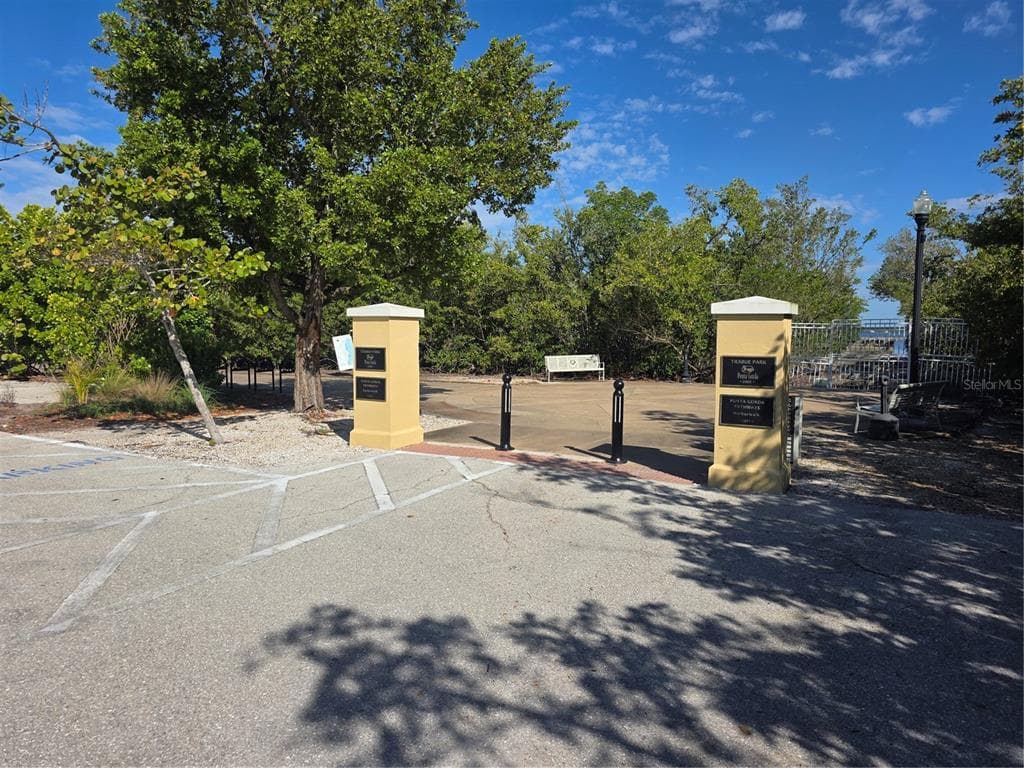 725 PATTY AVENUE, PUNTA GORDA, FL 33950 — zdjęcie 3