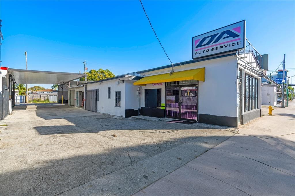 3219 SW 8TH STREET, MIAMI, FL 33135 — zdjęcie 2
