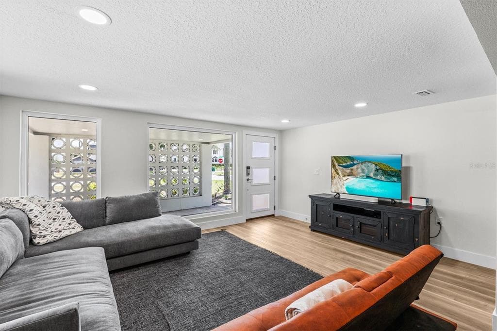 628 ONTARIO AVENUE, TAMPA, FL 33606 — zdjęcie 3