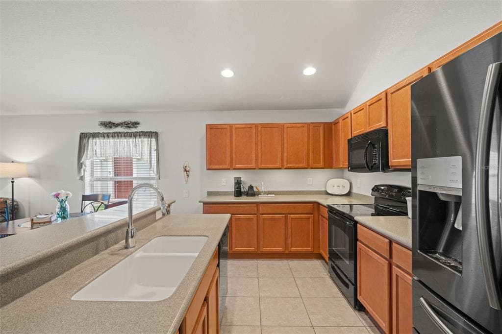 15585 LILY WOOD LANE, BROOKSVILLE, FL 34604 — zdjęcie 3