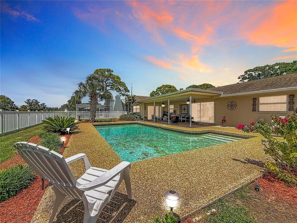 6490 BURNING TREE DRIVE, SEMINOLE, FL 33777 — zdjęcie 2