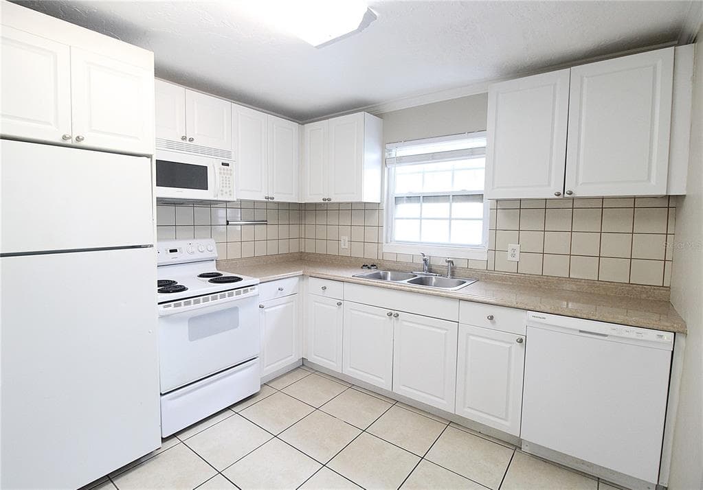 1638 REDWOOD STREET # 1, SARASOTA, FL 34231 — zdjęcie 2