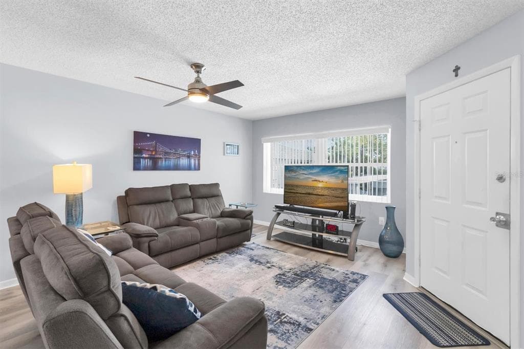 7712 HILLSIDE COURT # 201, HUDSON, FL 34667 — zdjęcie 4