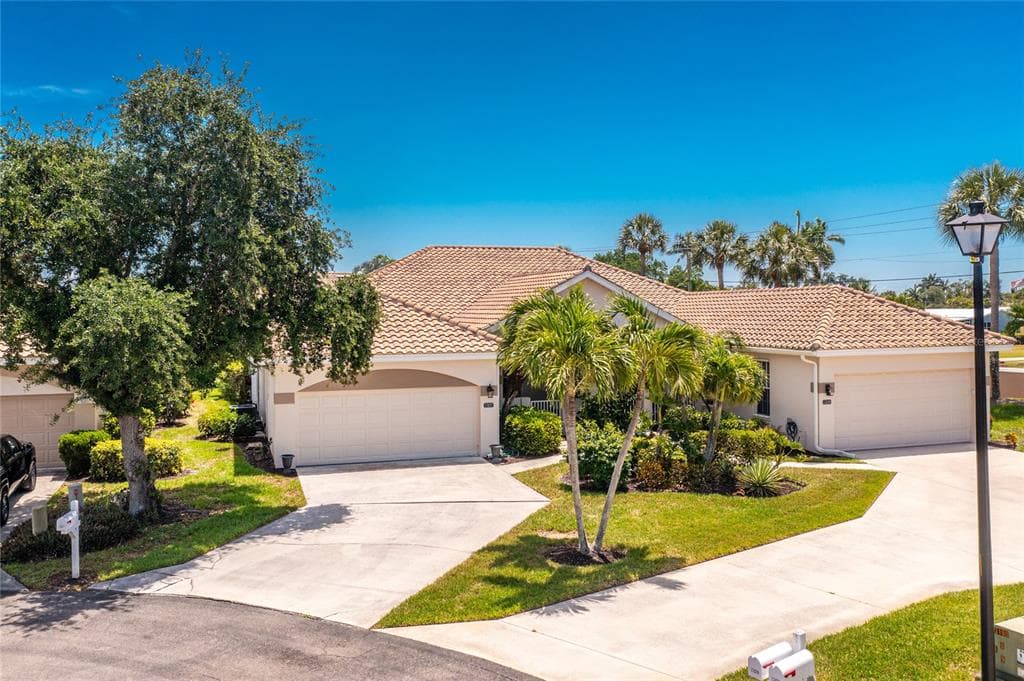 15237 KNOTS LANDING # 6A, FORT MYERS, FL 33908