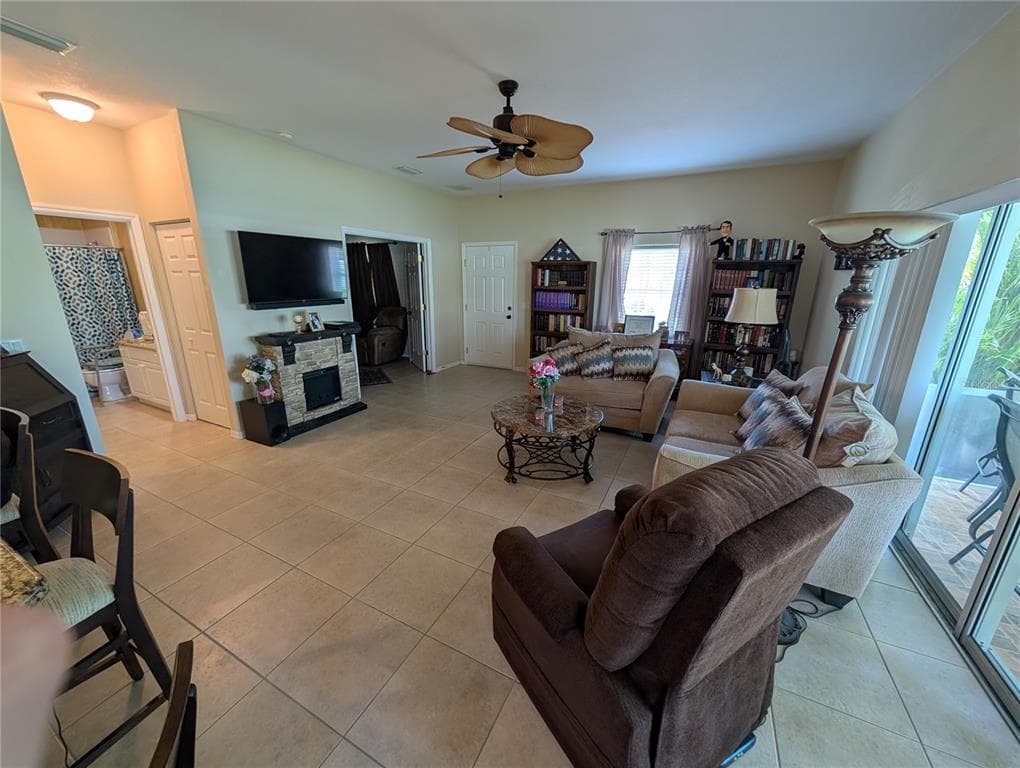 25526 HERITAGE LAKE BOULEVARD, PUNTA GORDA, FL 33983 — zdjęcie 4