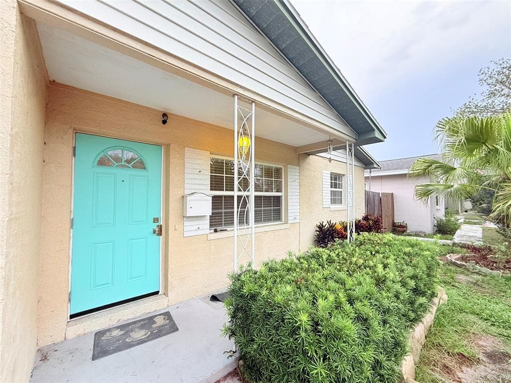 5545 3RD AVE N, ST PETERSBURG, FL 33710 — zdjęcie 5