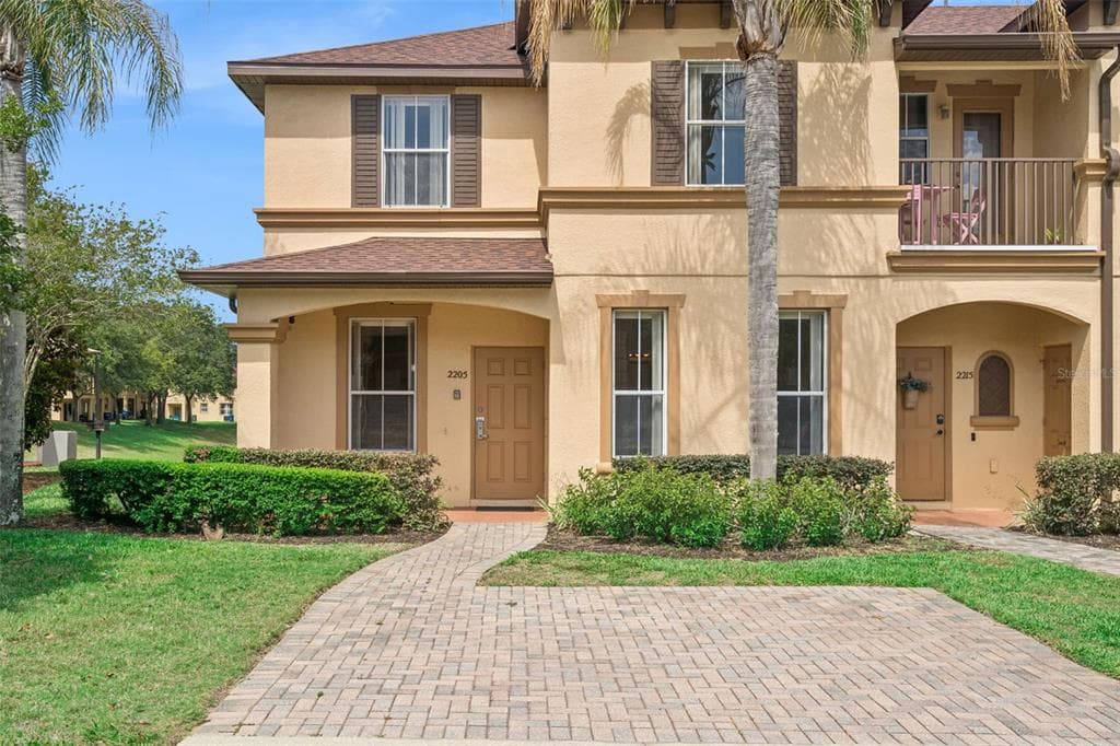 2205 CALABRIA AVENUE, DAVENPORT, FL 33897