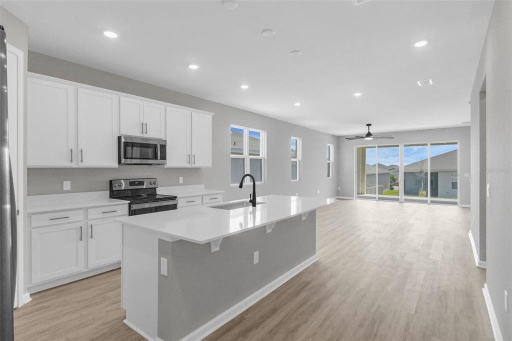 819 BALLANTYNE DRIVE, LAKE WALES, FL 33898 — zdjęcie 4