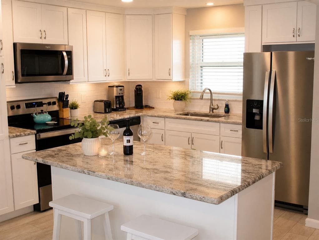 9825 HARRELL AVENUE # 404, TREASURE ISLAND, FL 33706 — zdjęcie 5
