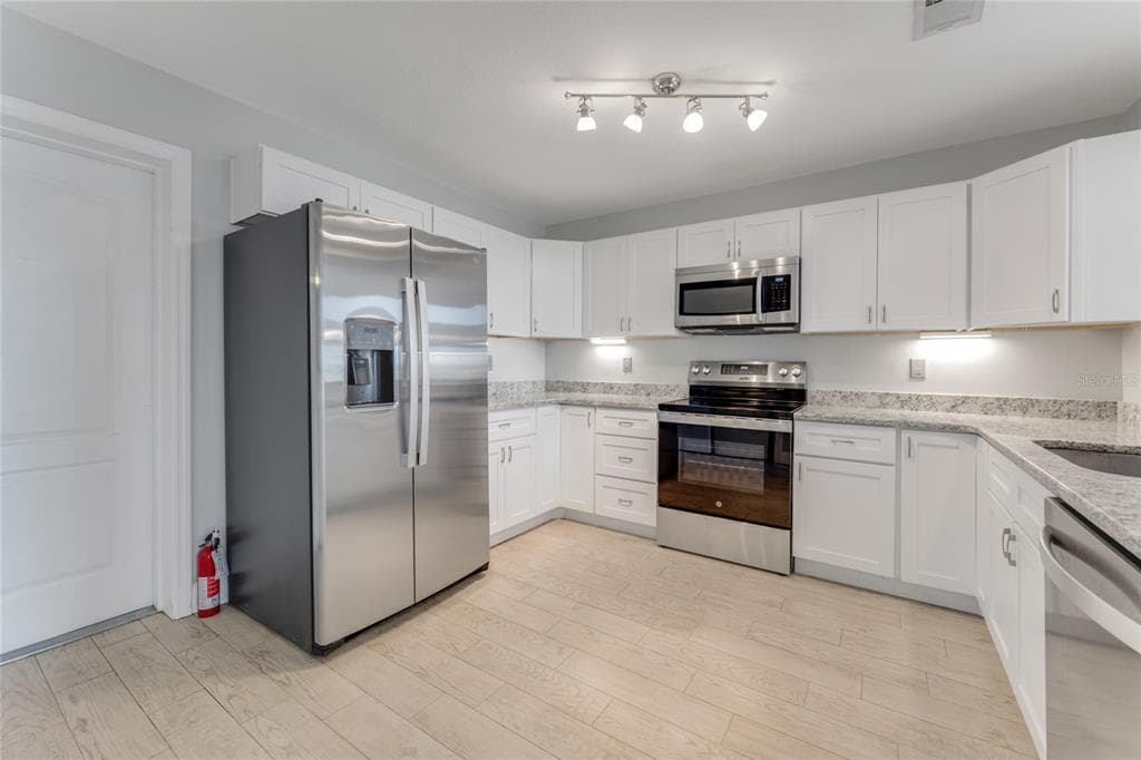 3070 OCEAN SHORE BOULEVARD, ORMOND BEACH, FL 32176 — zdjęcie 3