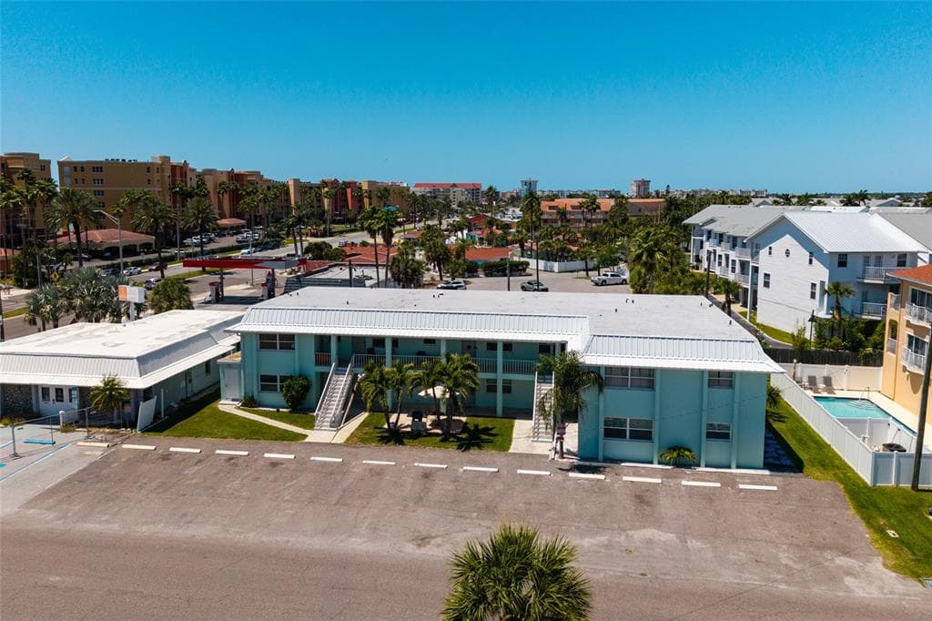 10 164TH AVENUE # 1, REDINGTON BEACH, FL 33708 — zdjęcie 4