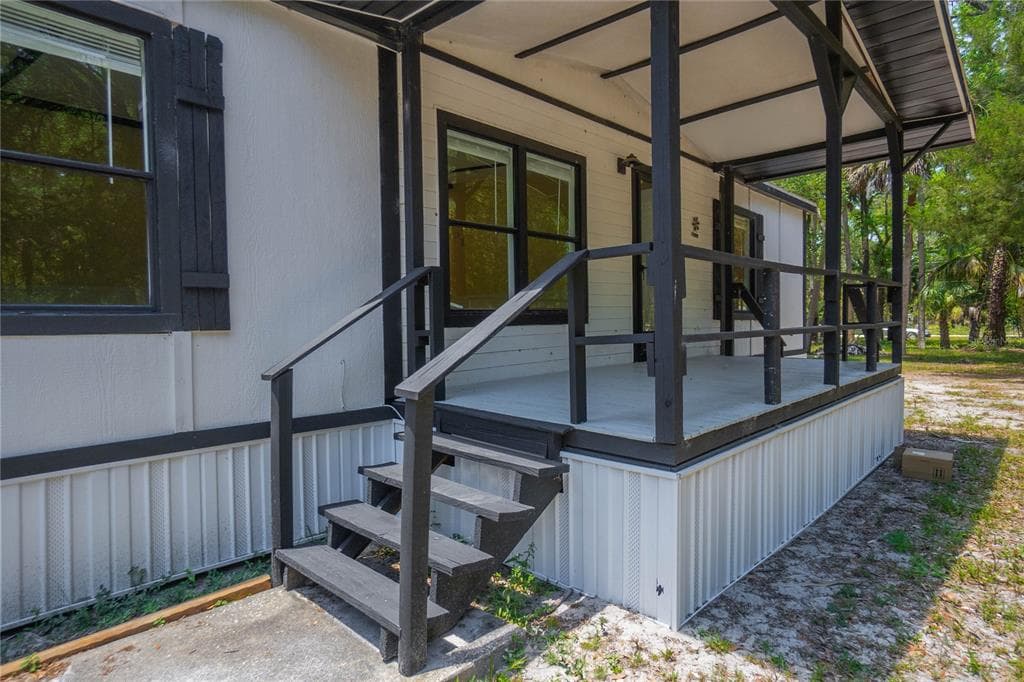 6550 SE DEBRA AVENUE, INGLIS, FL 34449 — zdjęcie 4