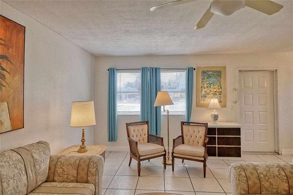 101 CAMBRIDGE TRAIL # 196, SUN CITY CENTER, FL 33573 — zdjęcie 5