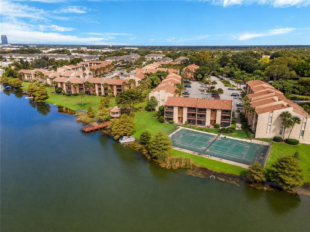 568 ORANGE DRIVE # 50, ALTAMONTE SPRINGS, FL 32701