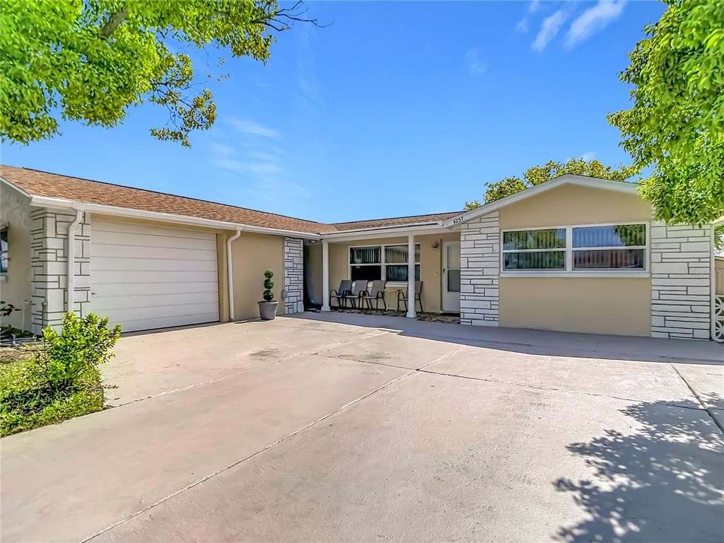 4237 HEADSAIL DRIVE, NEW PORT RICHEY, FL 34652