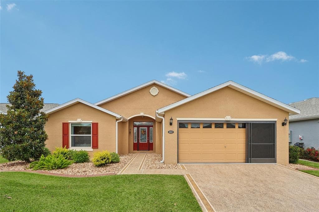 4025 ARLINGTON RIDGE BOULEVARD, LEESBURG, FL 34748