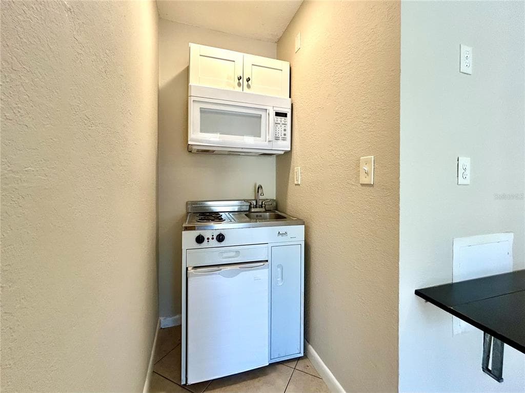 3618 N SCENIC HWY # 2, LAKE WALES, FL 33859 — zdjęcie 4