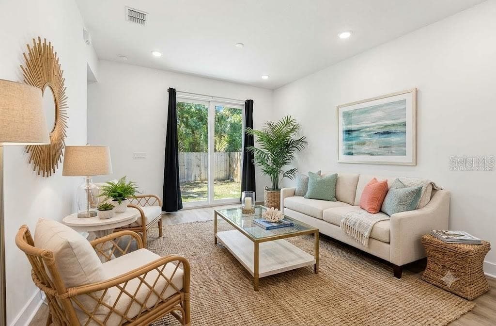 2613 E 23RD AVENUE # 1/2, TAMPA, FL 33605 — zdjęcie 2