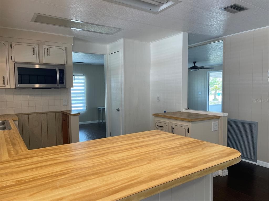 52 N BOBWHITE RD, WILDWOOD, FL 34785 — zdjęcie 2