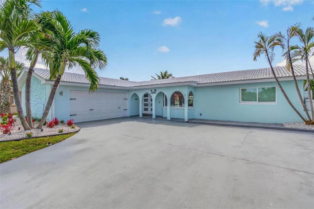 650 64TH AVENUE, ST PETE BEACH, FL 33706 — zdjęcie 4
