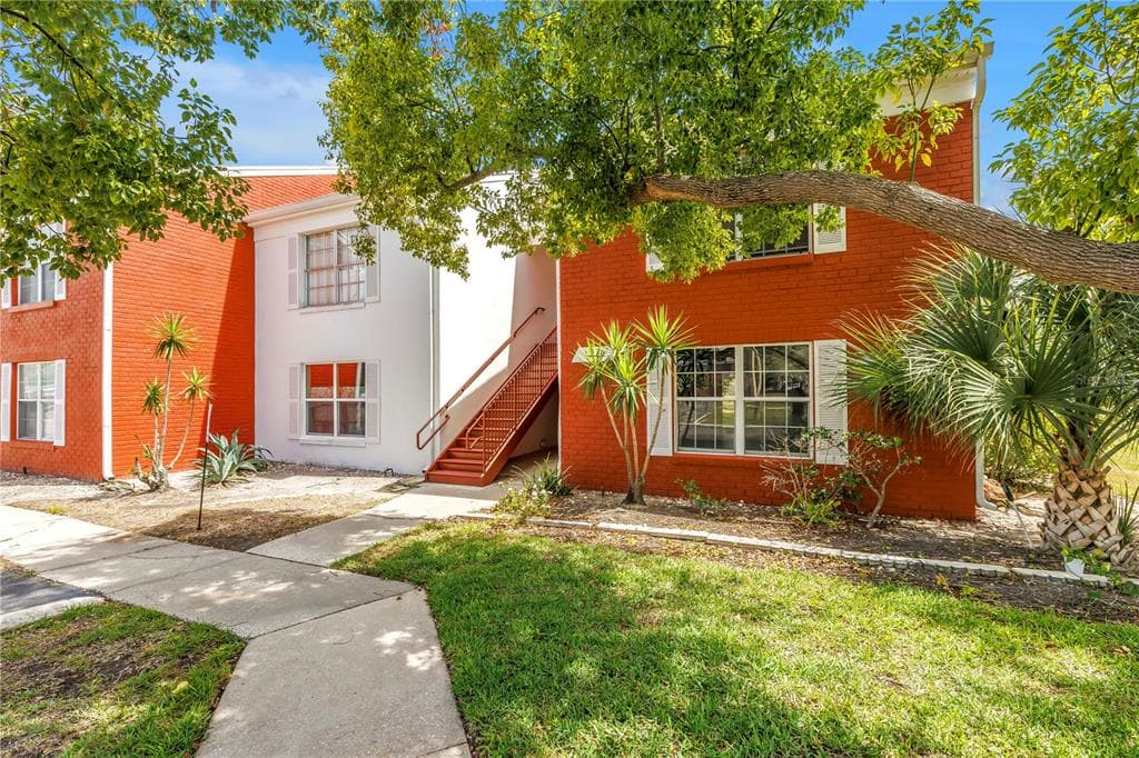 1310 83RD AVENUE N # D, ST PETERSBURG, FL 33702
