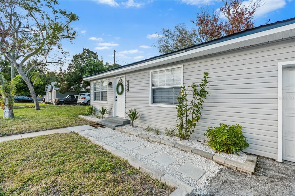 7799 46TH AVE N, ST PETERSBURG, FL 33709 — zdjęcie 3