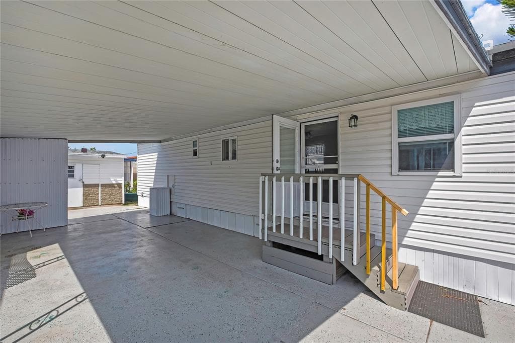 770 32ND AVENUE S # 522, ST PETERSBURG, FL 33705 — zdjęcie 3