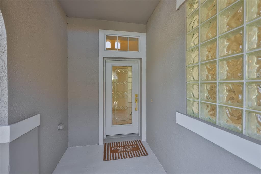 448 NOBLE FAIRE DRIVE, SUN CITY CENTER, FL 33573 — zdjęcie 3