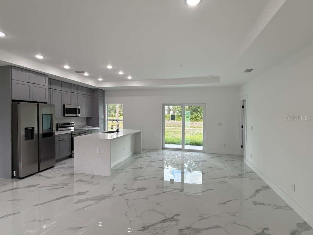765 PUCCINI AVE S, LEHIGH ACRES, FL 33974 — zdjęcie 5