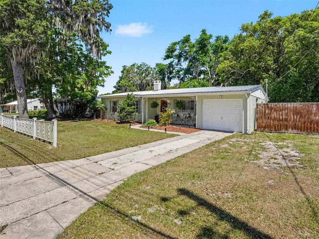 315 W 11TH AVENUE, MOUNT DORA, FL 32757 — zdjęcie 3