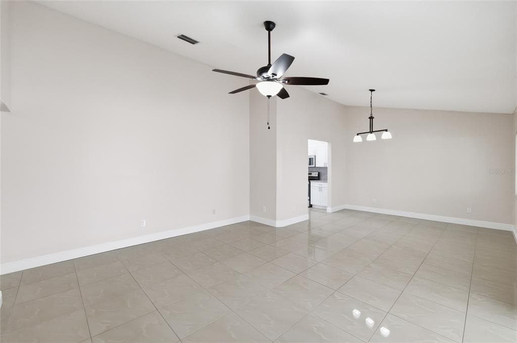 11807 NICKLAUS CIRCLE, TAMPA, FL 33624 — zdjęcie 4