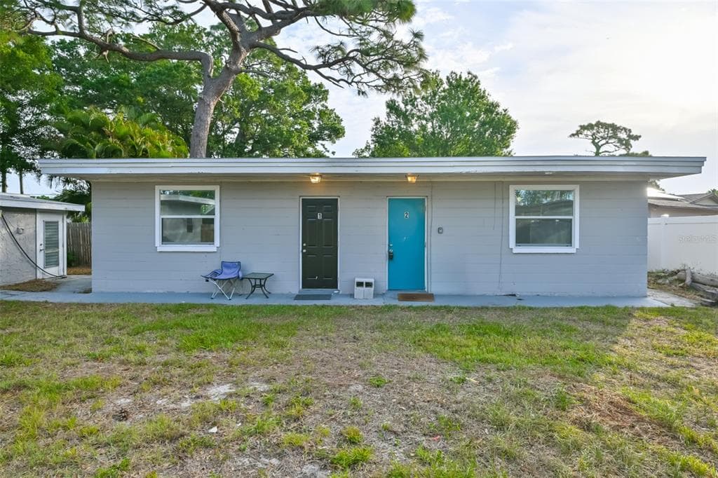 1956 MCMULLEN ROAD # 2, LARGO, FL 33771 — zdjęcie 2