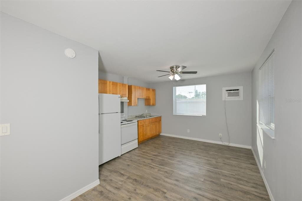 1956 MCMULLEN ROAD # 2, LARGO, FL 33771 — zdjęcie 5