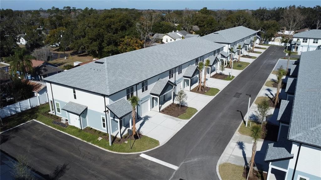 1111 E CAROLINE STREET, TAVARES, FL 32778 — zdjęcie 4