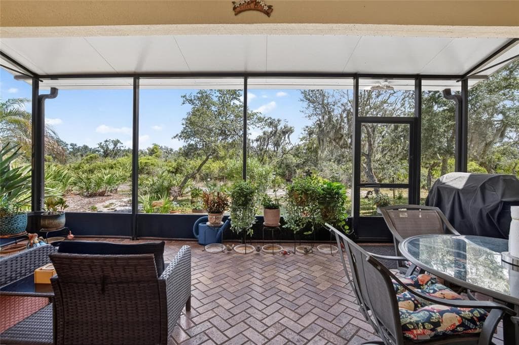 1525 EMERALD DUNES DRIVE, SUN CITY CENTER, FL 33573 — zdjęcie 3