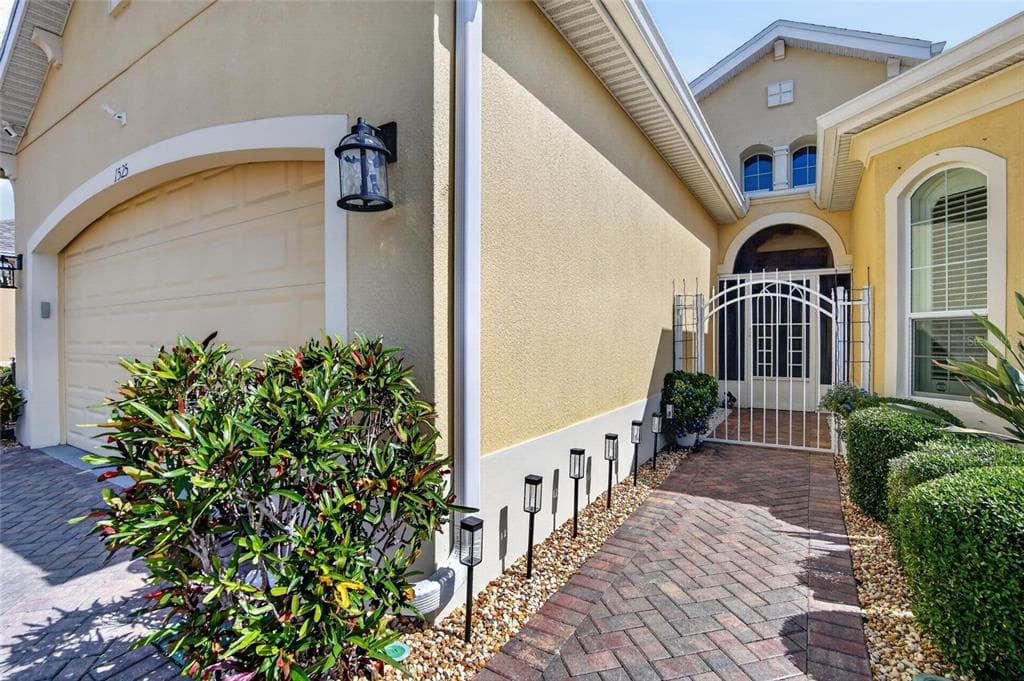 1525 EMERALD DUNES DRIVE, SUN CITY CENTER, FL 33573 — zdjęcie 4