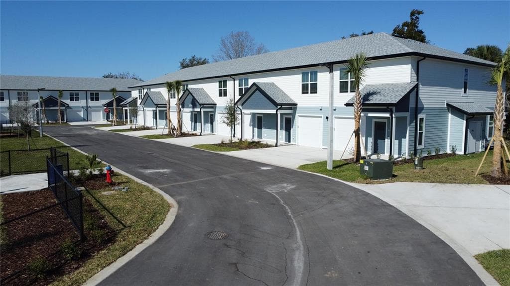 1019 E CAROLINE STREET, TAVARES, FL 32778 — zdjęcie 2