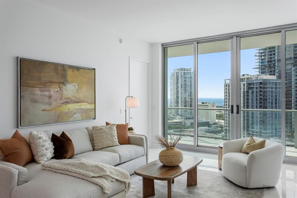 400 CENTRAL AVENUE # 1704, ST PETERSBURG, FL 33701 — zdjęcie 4