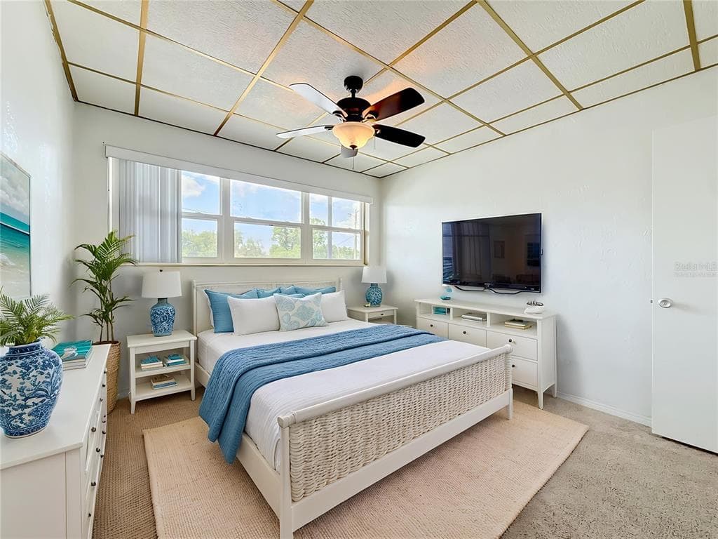 5860 43RD TERRACE N # 1513, KENNETH CITY, FL 33709 — zdjęcie 5