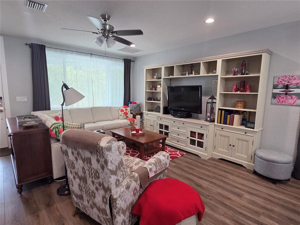 4325 78TH AVENUE N, PINELLAS PARK, FL 33781 — zdjęcie 4