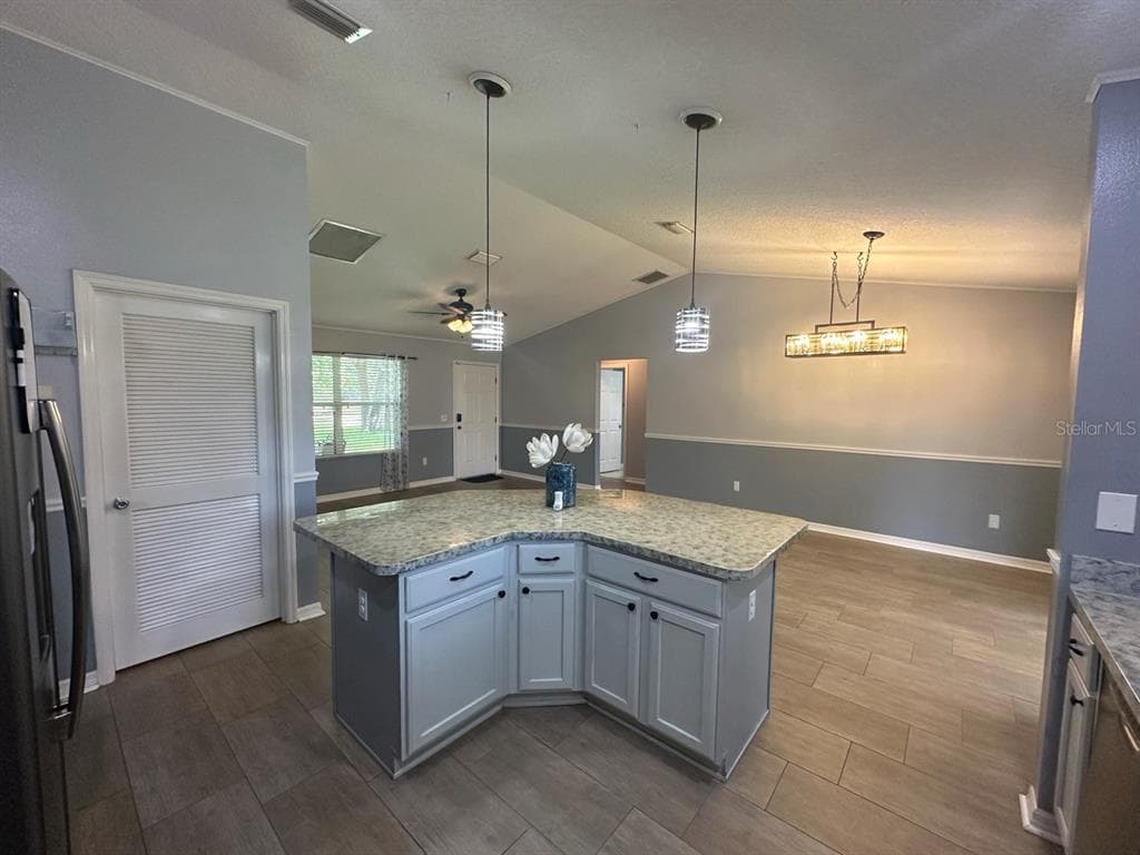 104 CHERRY BLOSSOM LANE, LADY LAKE, FL 32159 — zdjęcie 5