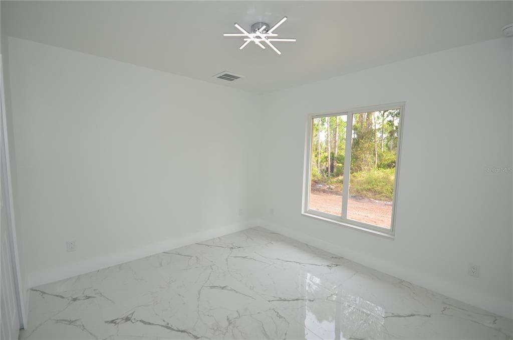 1132 EDELWEISS STREET E, LEHIGH ACRES, FL 33974 — zdjęcie 5